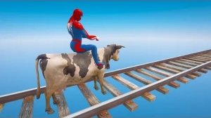 Человек-паук катается на коровьем паркуре | Homem-aranha Montando Vaca | Моды для GTA 5