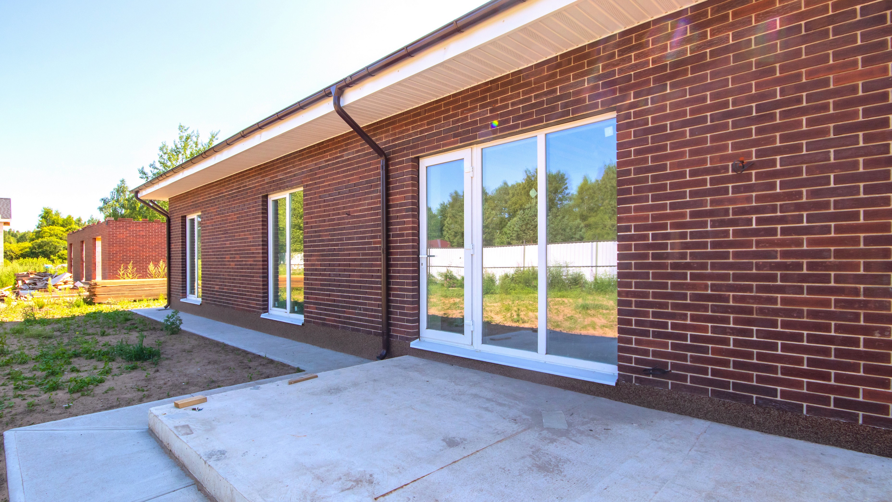 Дом с панорамными окнами рядом у Прусовских озер смотреть онлайн