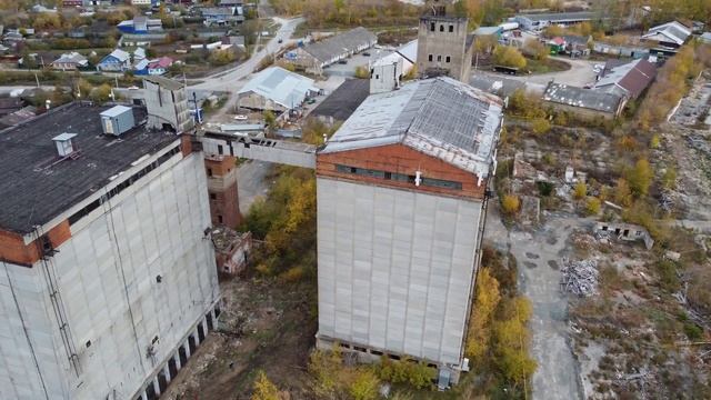 Красноуфимск Развалины Элеватора.БАЗА Транзит