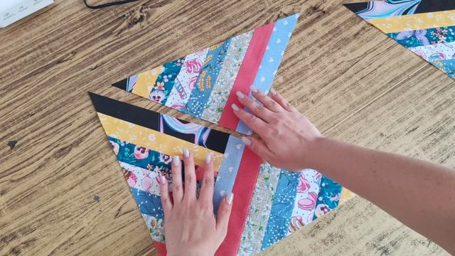 Шьем из полос - просто, быстро и красиво. Лоскутное шитье для начинающих смотреть онлайн