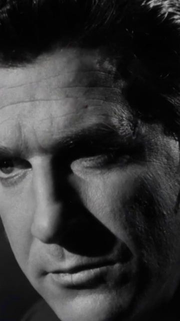 Лесли Нильсен #1. Как Лесли Нильсен стал актером несмотря на строгого отца и трудности детства смотреть онлайн