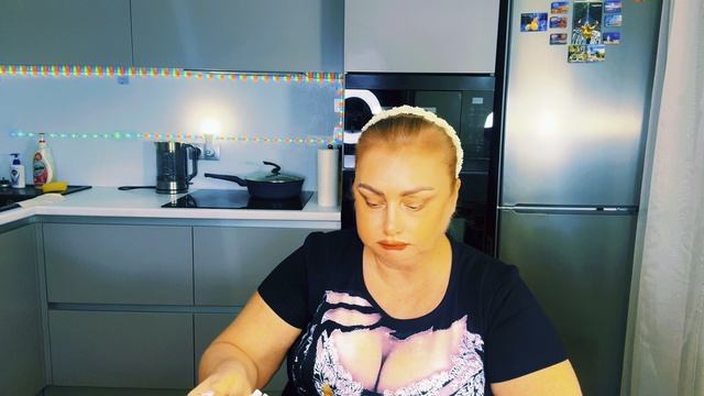 Жарёха с Белыми грибами (Боровик)😋бочковой огурчик, квашена капустка😋Болталка о насущном✌ смотреть онлайн