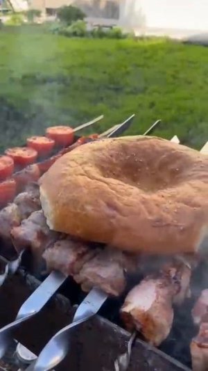 Кто на шашлычок ? Друзья подписываемся ,поддерживаем канал.Дальше будет еще  интереснее