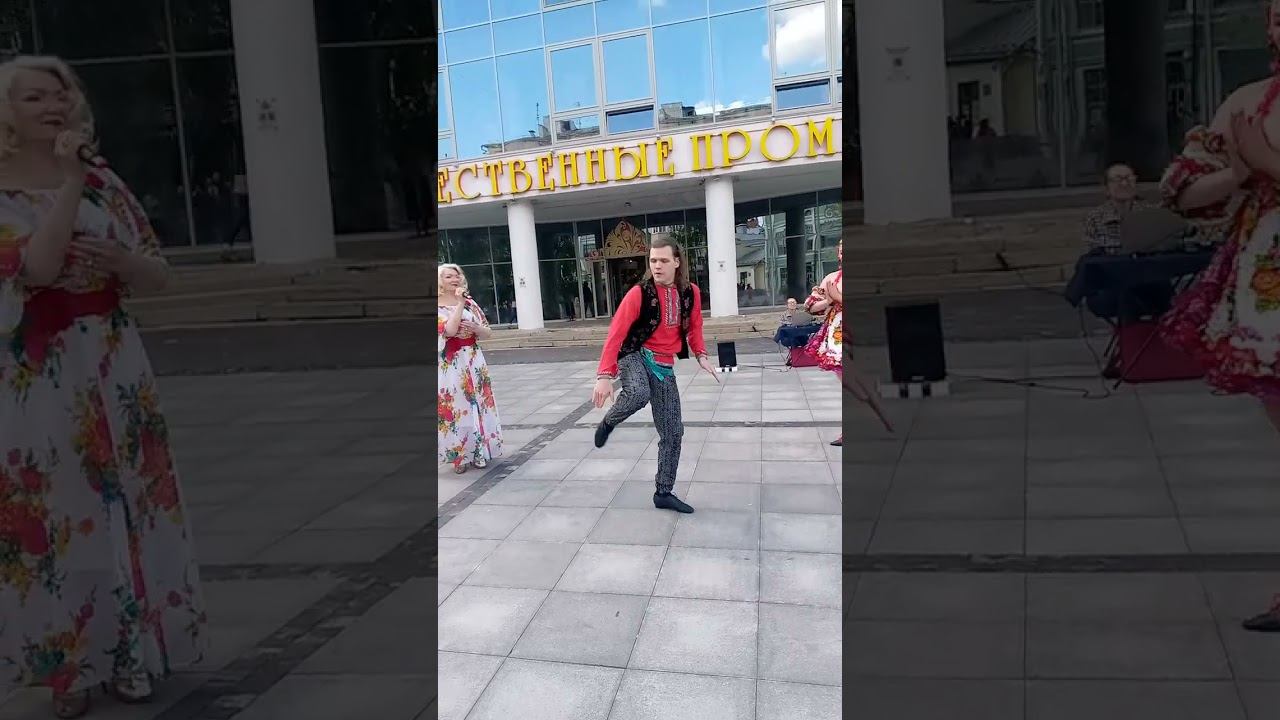 день Троицы и день защиты детей 4июня 23г. и поёт Наталья Рамаццина и её шоу балет. смотреть онлайн