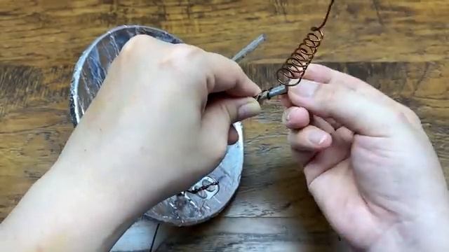 Вставьте аккумулятор в зарядное устройство! Вы не поверите результату! Советы авторам смотреть онлайн