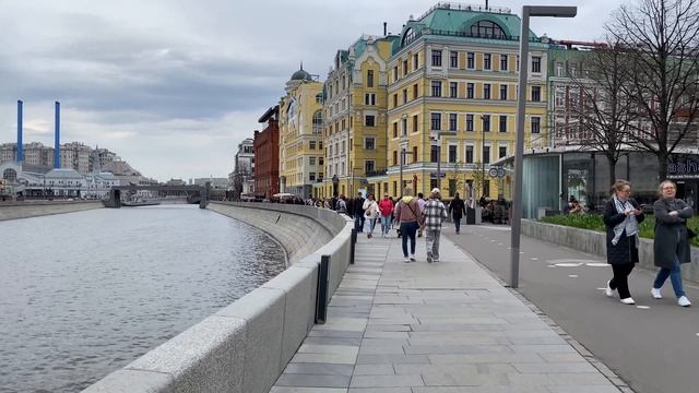 4K.Moscow Walk. Muzeon Park Of Arts.