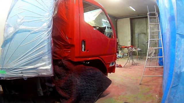 Mitsubishi Canter. Заключительная серия по ремонту кабины смотреть онлайн