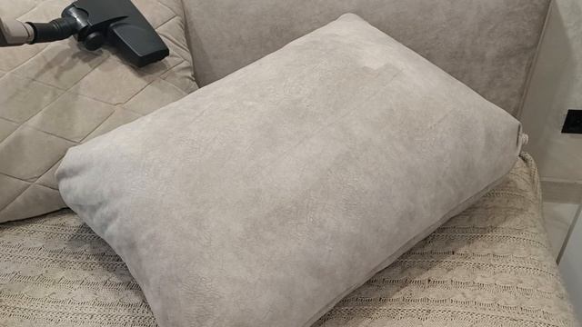 пример уборки проводным пылесосом MIKO XB40 смотреть онлайн