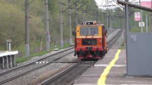 Электропоезд ЭД9МК-0086 и выправочно-подбивочно-рихтово