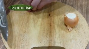 Как нарезать репчатый лук перьями и кубиками