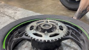 Replacing the stars and chain on the Kawasaki Ninja 300 / Замена звезд и цепи на