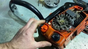 Бензопила ECHO CS-350 TES. Заводится и глохнет.