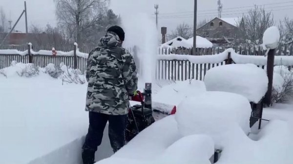 Бензиновый самоходный снегоуборщик Krotof KC653R