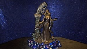 УКРЫТЬСЯ ОТ ВРАГОВ