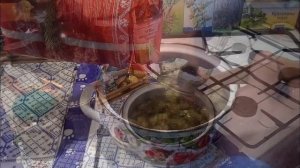 Сосновые шишки. Шишкин мёд.