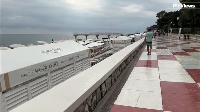 СОЧИ Адлер Набережная, пляж Мандарин сегодня 9 сентября 2025. Какая погода в Адлере сейчас. смотреть онлайн