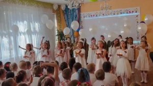 Детский сад #207 Хабаровск , песня "Белые шарики "