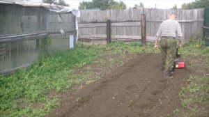 Пахота и работа мотокультиватора Тарпан с двигателем