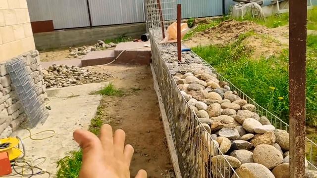 Красивый и необычный забор Габион своими руками смотреть онлайн