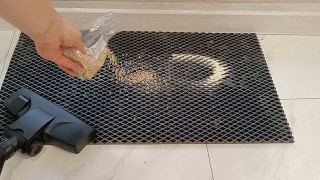 пример уборки проводным пылесосом MIKO XB40 смотреть онлайн