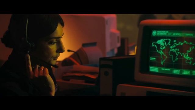 Обзор на фильм «Пчеловод» (Стейтэм гонит мёд на пенсии смотреть онлайн