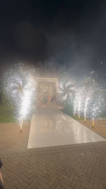 Холодные фонтаны на свадьбу, 26.08.25 ЗК Голицын