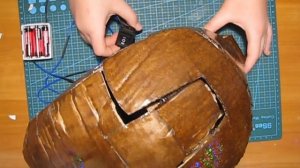 Как сделать шлем железного человека своими руками   / ч