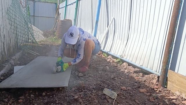 Весна, работы на даче, все по маленько. смотреть онлайн