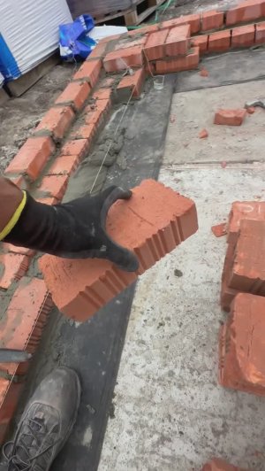 Как кладут стены мастера: секреты кладки в 1.5 кирпича.