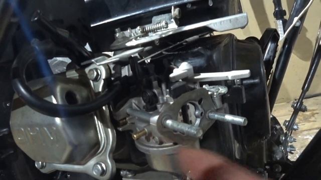 Как расположены тяги и пружины на центробежном регуля