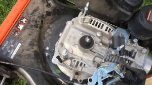 Ремонт Бензиновой Газонокосилки Patriot PT 42 LS. Лягается, т