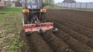 Нарезка борозд для посадки картофеля минитрактором Д?