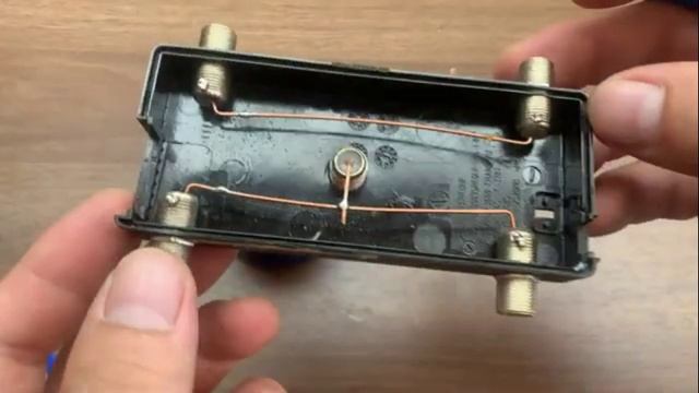 Вставьте SIM-карту в зарядное устройство! Никто никогда раньше не видел таких скрытых применений! смотреть онлайн