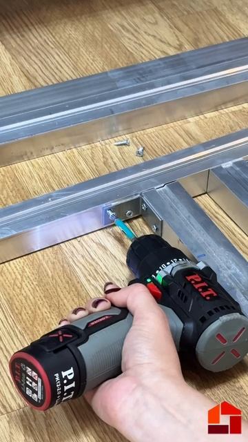 А вы думали СММ умеет только видео снимать? смотреть онлайн