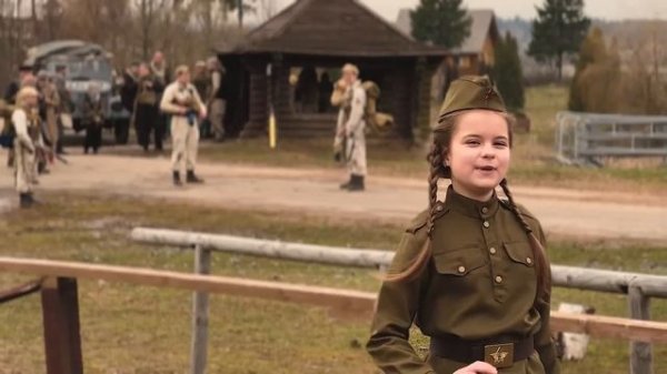 Песня Катюша. Выходила на берег Катюша