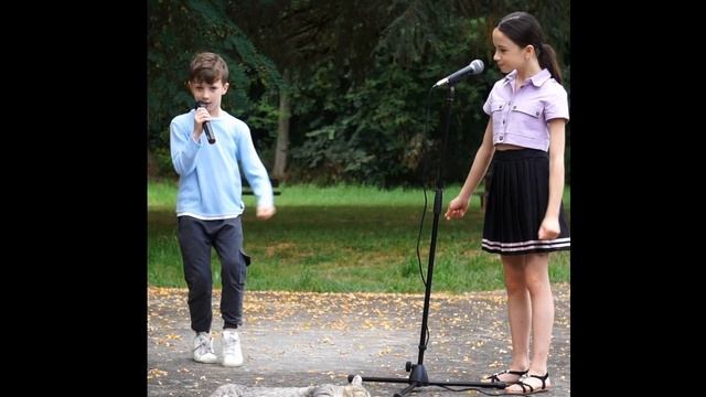 Linda Buzz & Louiss Buzz 