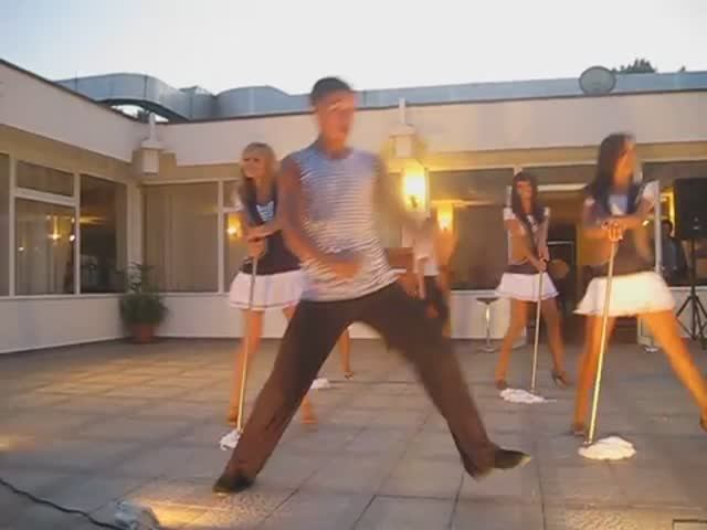 Маринареск от Шоу Балет Империя