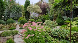 Зонтик из дёрена, новый декор, обзор входной зоны и большая прогулка по южному саду 07.09.2025 г.