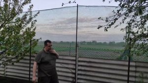 Забор на пасеке. Конфликт с соседями из-за пчёл