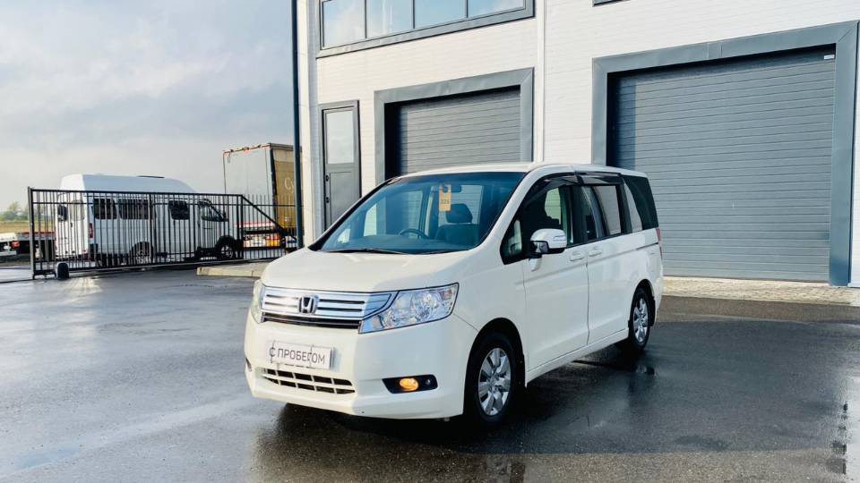 Honda Stepwgn, 2010 год