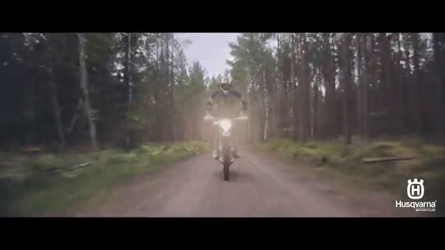 Enduro on Husqvarna смотреть онлайн