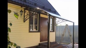 Козырек над крыльцом из поликарбоната