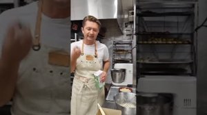 Клубничный торт «Фрезье» от Александра Селезнева (част