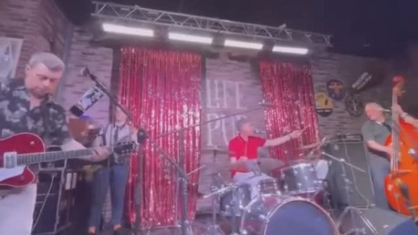 The Millions \ Life Pub \ Москва