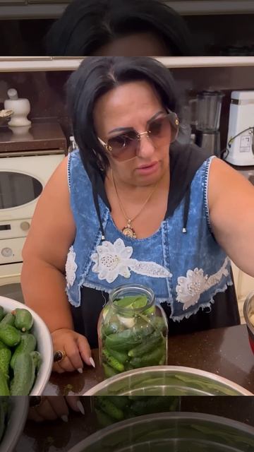 РЕЦЕПТ МАРИНОВАННЫХ ОГУРЦОВ 🥒 ОТ АРУСИ КАВКАЗ. ВКУСН? смотреть онлайн