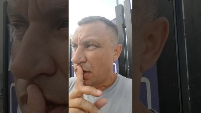 Я присутствую в проживании отсутствия. Время не исцеляет, если не исцеляешь время. смотреть онлайн