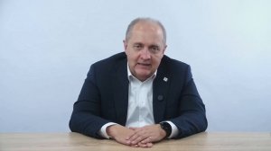 6. «Не воспитывайте детей, они всё равно будут похожи на вас. Воспитывайте себя!»