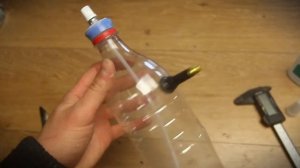 Как сделать распылитель - Пульверизатор из бутылки и н