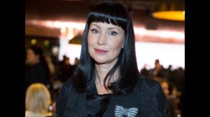 Разоблачили Маску Пчелы шоу маска 3 выпуск 3 сезон