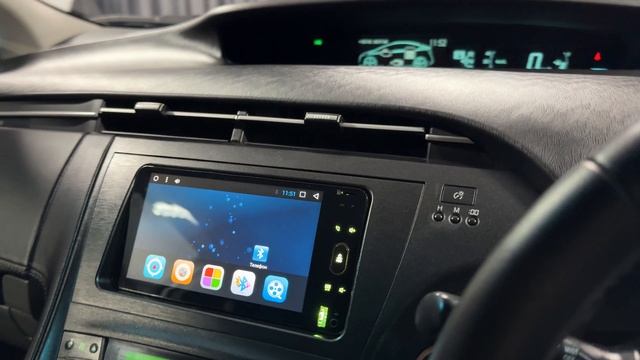 Toyota Prius 2011 смотреть онлайн